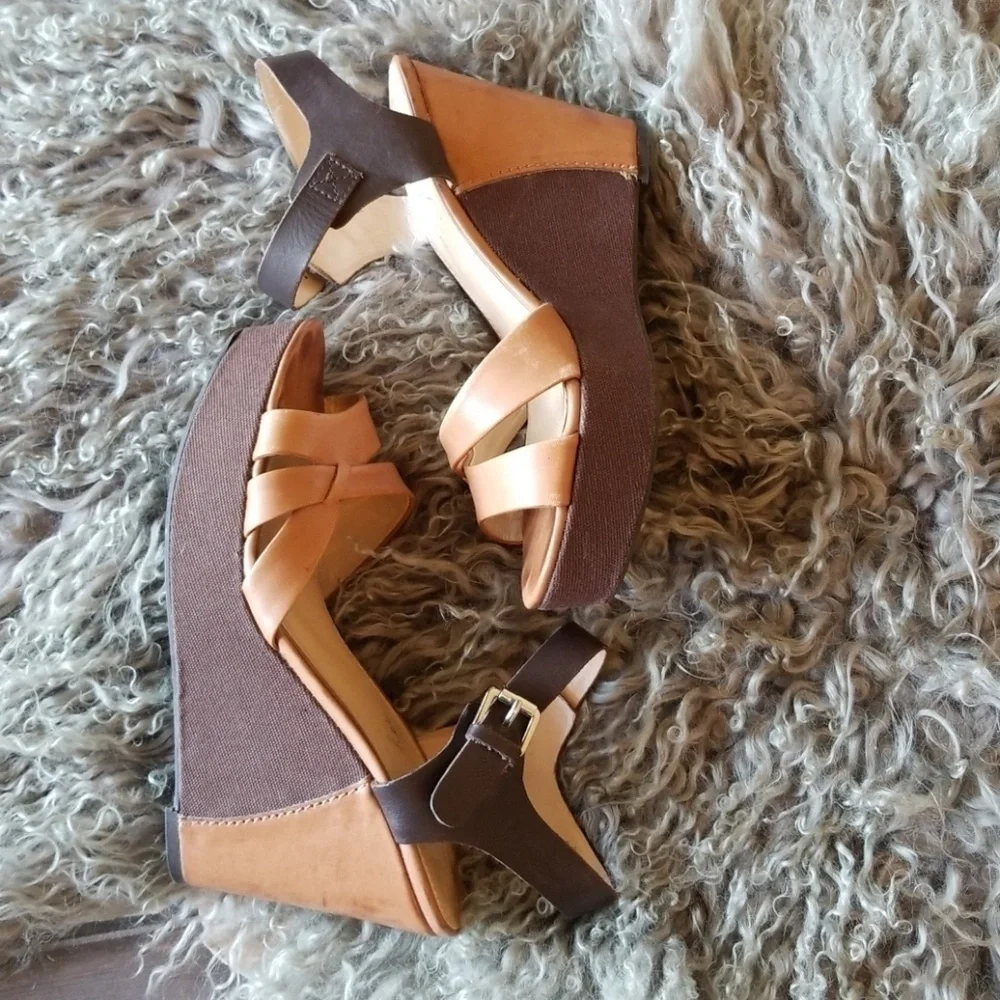 Marc Fisher Wedges